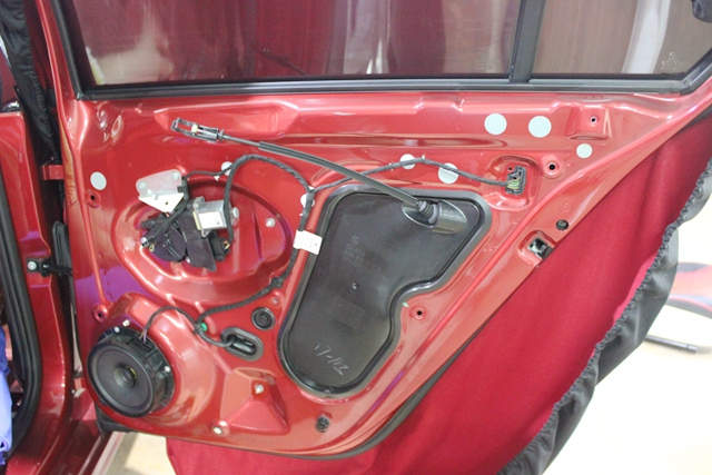 汽车隔音为什么要留空腔,为什么汽车隔音要用沥青