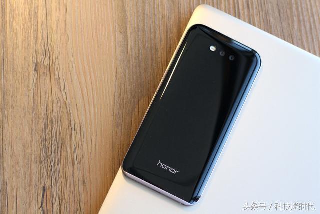 华为曲面屏手机膜黑科技,华为手机曲屏有没有必要贴钢化膜