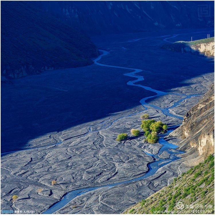 美丽*疆新**100张——美在雪山,美在草原,美在戈壁,美在心灵!
