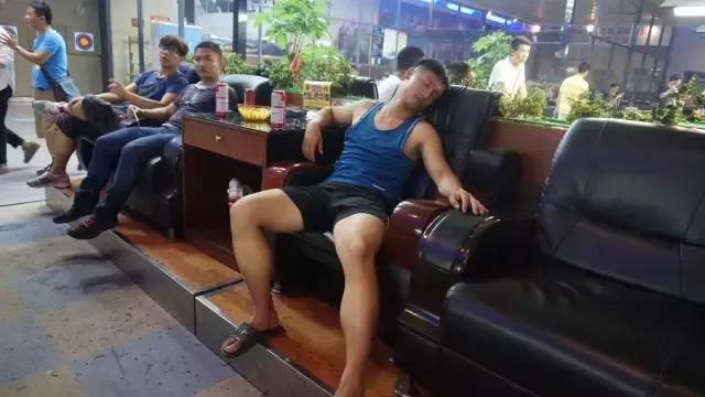 欧冠夺冠呐喊,欧冠赛场现场呐喊