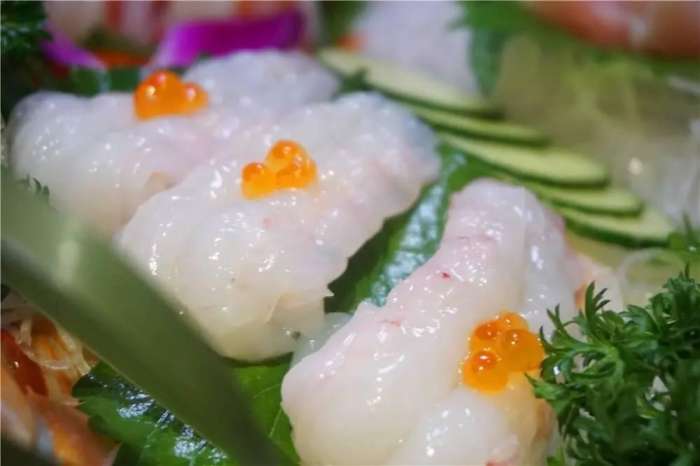 所有的美好都藏在不经意间，日式顶级活造刺身料理等你来寻味！