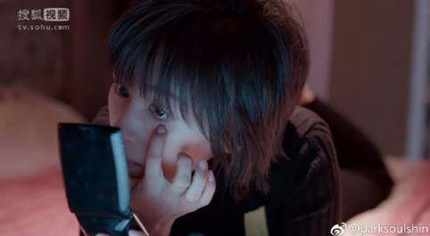 身为《欢乐颂》五美带货王，曲妖精的化妆台怎能错过