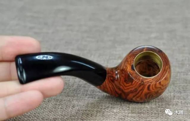 海南黄花梨有味道吗,海南黄花梨用火烤是什么味