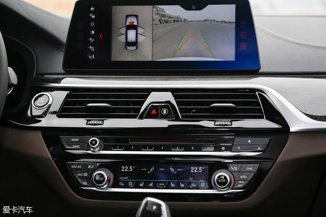 宝马530li尊享m运动版测试,宝马530lixdrive豪华版试驾