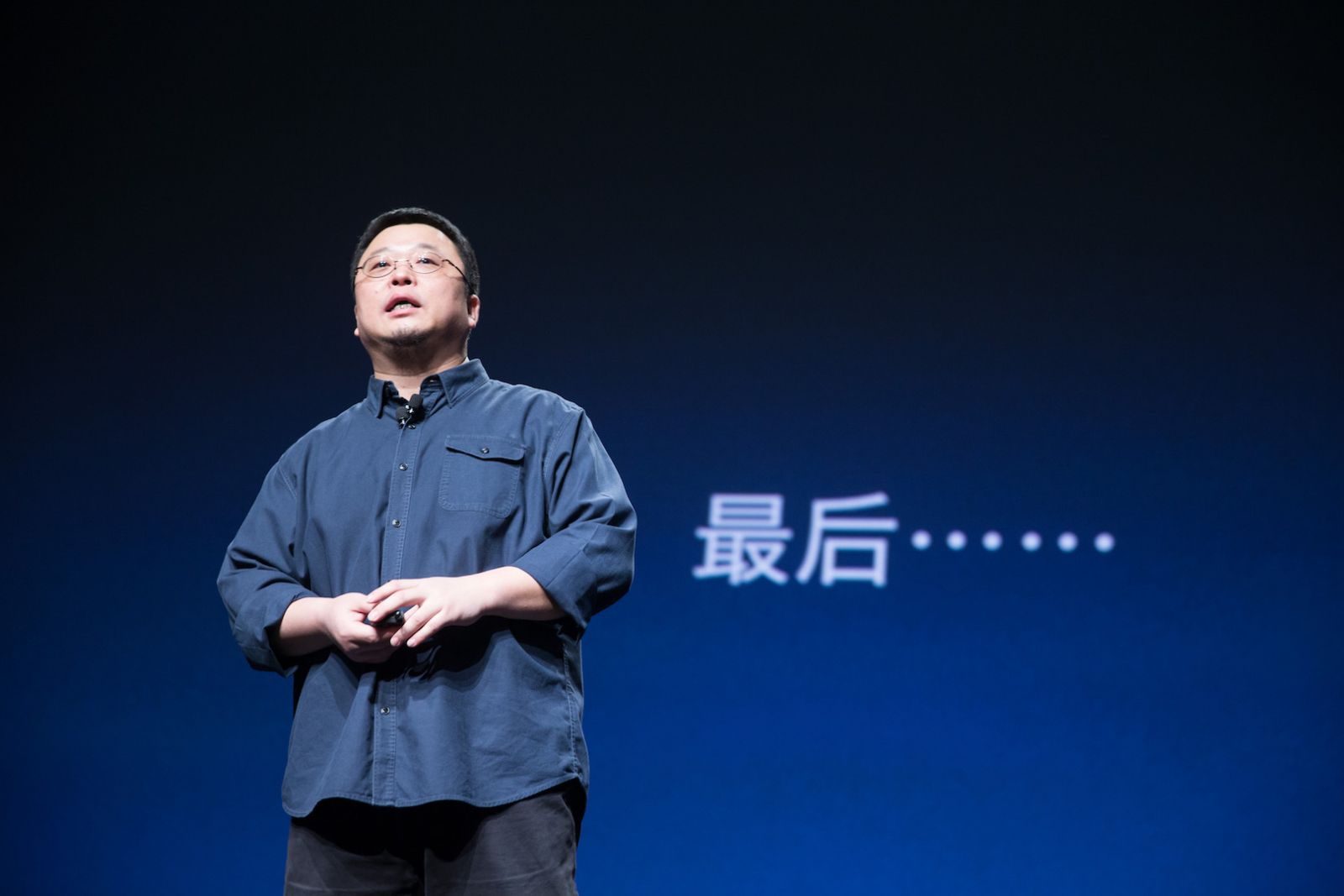 锤子发布新款手机坚果pro直播分享,锤子坚果pro现在值不值得买