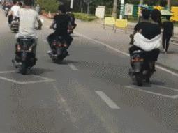 网吧有人问我点的什么歌,网吧点一首歌整个网吧都在找我