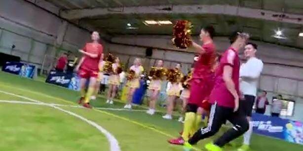 鹿晗乔欣迪丽热巴,鹿晗对邓超的态度