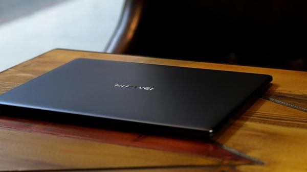 华为新款笔记本和苹果笔记本对比,华为即将出的新笔记本二合一