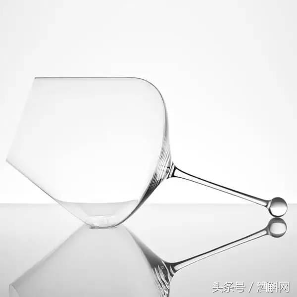 哪种酒杯值得推荐,中档酒杯哪种最好
