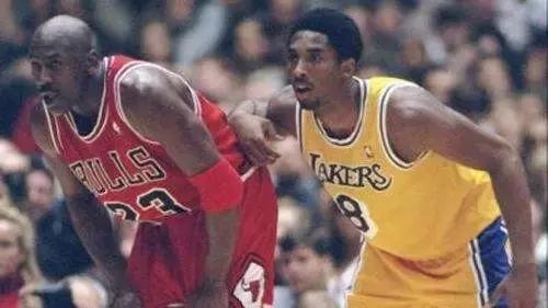 拉里·伯德之后美国白人球星几乎绝迹，乔丹一手遮天，征服所有黑人白人球迷