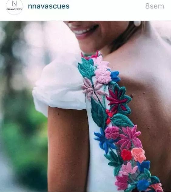 衣服破了个小洞怎么补无痕迹,衣服破了一个特别小的洞