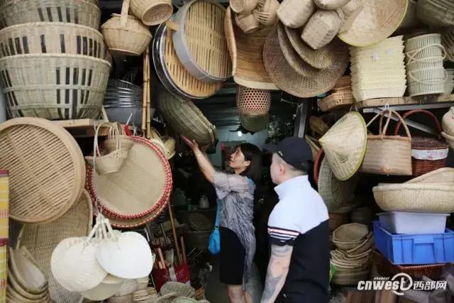 想去竹芭市买个竹子编的电壶壳，但不知道在哪买瓶胆