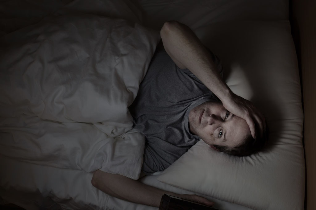 失眠整夜睡不着中医看啥科,失眠睡不着中医针灸治疗有用吗