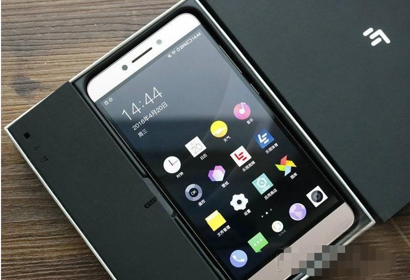 京东手机销量过100万的,京东销量最新排行榜