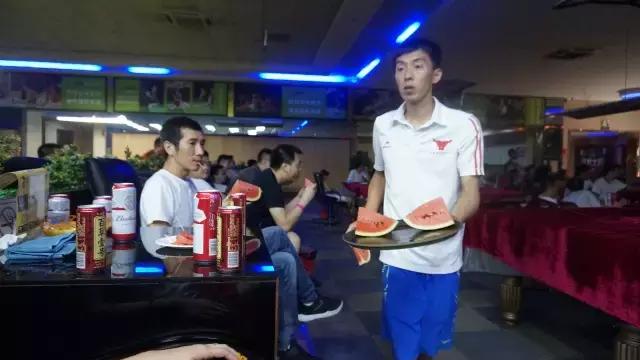 欧冠夺冠呐喊,欧冠赛场现场呐喊