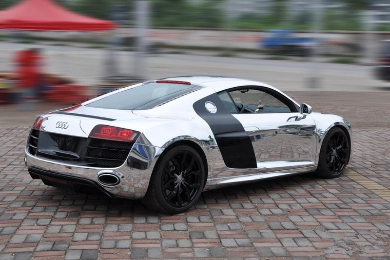 奥迪r82014款5.2fsiquattro,世界上最帅的10款车