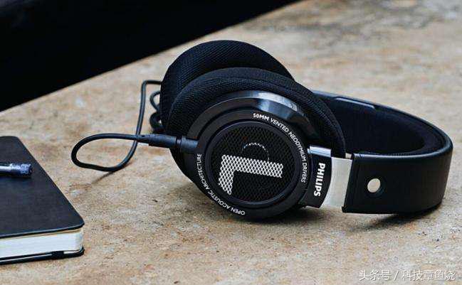 高考最后一个月买耳机,飞利浦耳机和漫步者耳机
