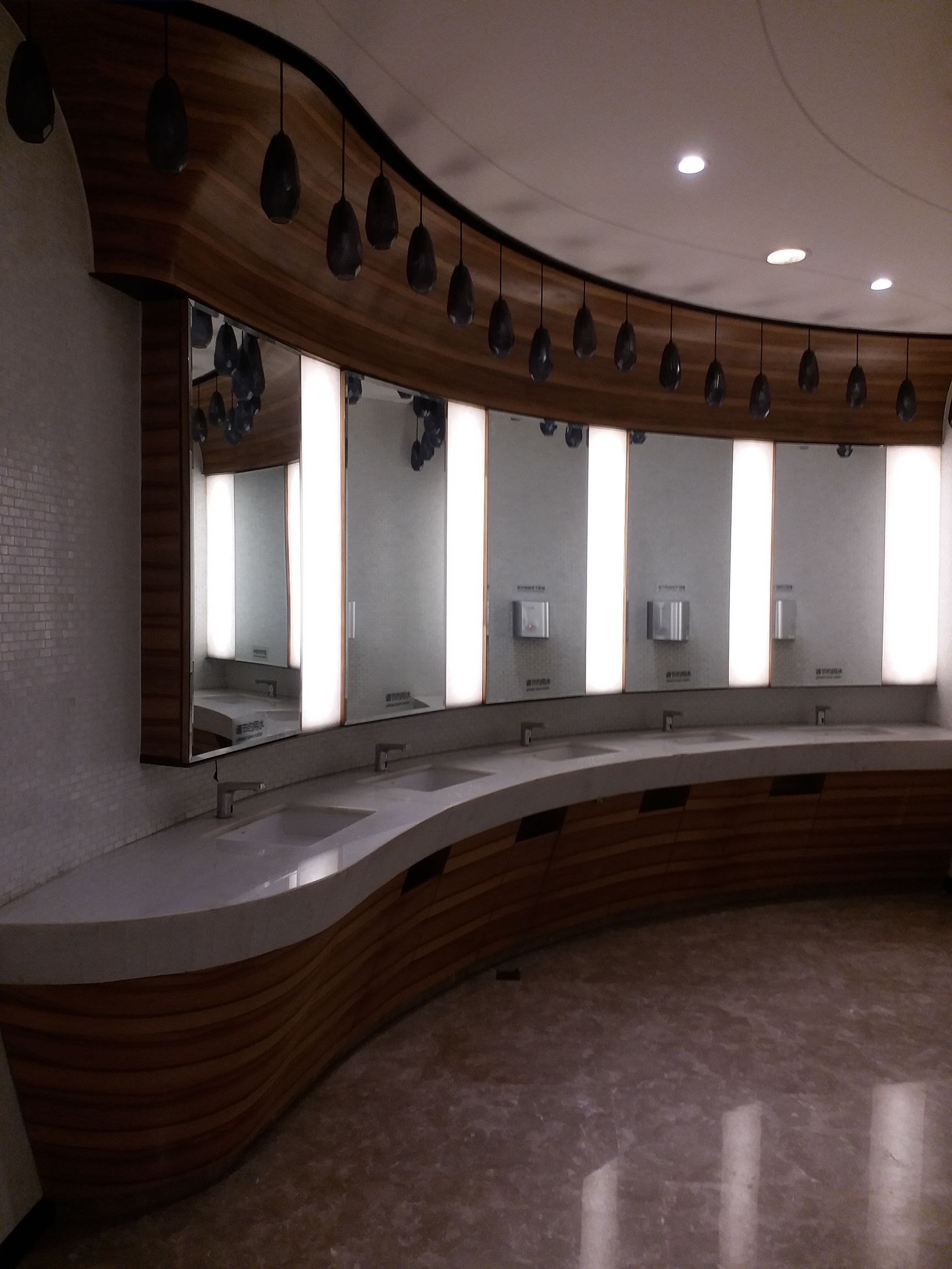 太原茂业购物推荐,繁华胜地