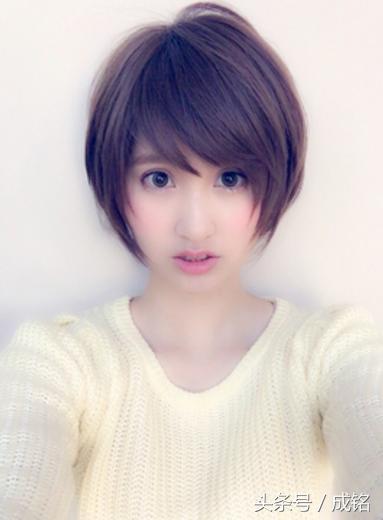 短发碎发发型女2022流行发型减龄,短发碎发发型女2020流行发型干练