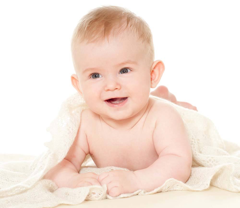 小孩眼皮胎记怎么去除,宝宝眼皮上有青色胎记怎么治疗