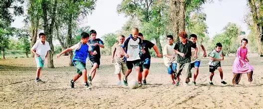 南疆维族小巴郎,小巴郎和小古丽的故事