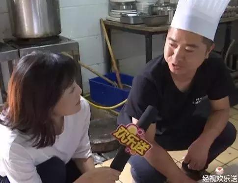 湖北潜江五七油焖大虾火爆场面,正宗潜江五七油焖大虾荆州店