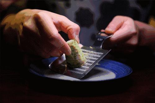 所有的美好都藏在不经意间，日式顶级活造刺身料理等你来寻味！