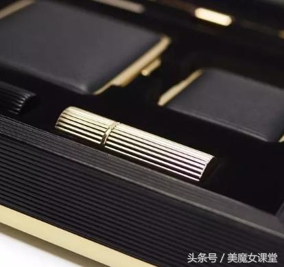 雅诗兰黛勾搭贝嫂，联名推出的限量高定彩妆终于进中国了！