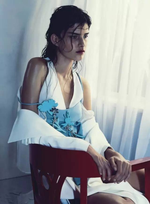 ps调色质感墨绿,ps高级灰调色教程