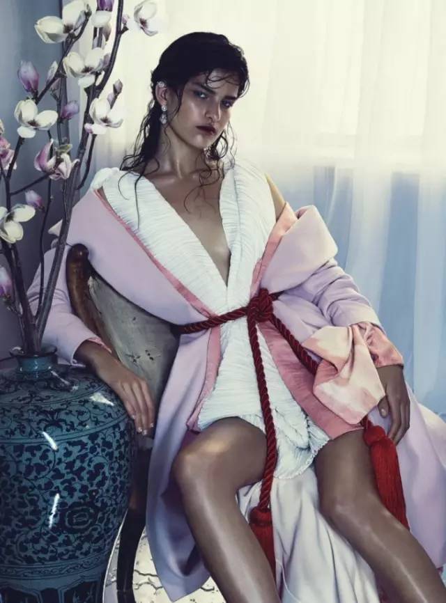 ps调色质感墨绿,ps高级灰调色教程