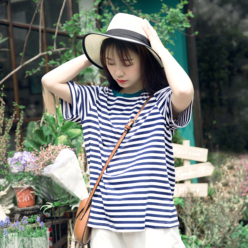 胖女孩子穿的宽松版的t恤,胖女生穿什么宽松t恤好看