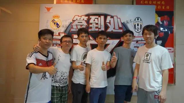 欧冠夺冠呐喊,欧冠赛场现场呐喊