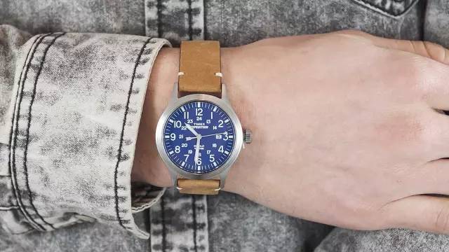 dw最经典的一款手表,最受年轻人欢迎的dw手表