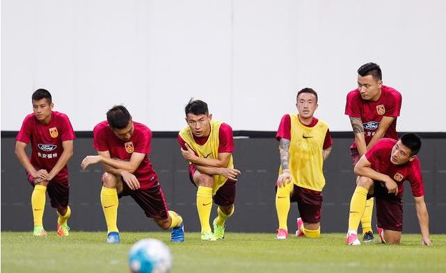 里皮国足四十强赛叙利亚,里皮12强6战11分阵容