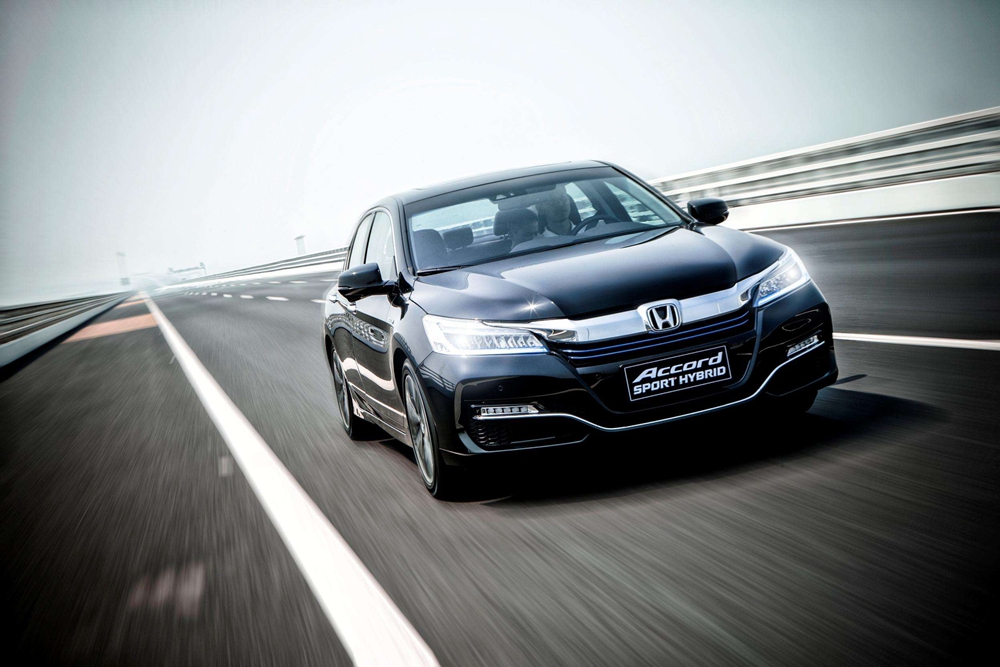 你的年薪适合开多少钱的车,每个月8万工资开什么车