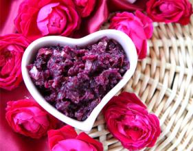 教你一个成本2元的快速祛斑技巧 (80后阿姨自创2块钱一次的祛斑方)