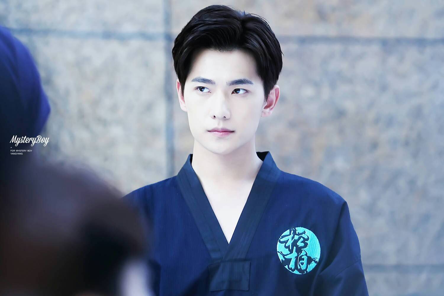 青春泣血，那些年让人感动到心疼的男主角