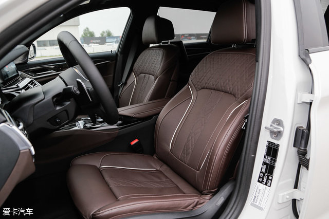 宝马530li尊享m运动版测试,宝马530lixdrive豪华版试驾