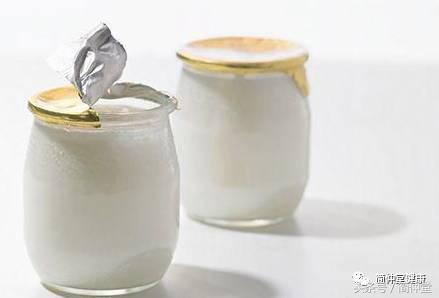 过期的酸奶有什么用途能做面包吗,过期的酸奶有什么用途小视频