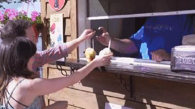 这张黑卡，为你“虚胖”的钱包操碎了心