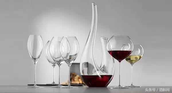 哪种酒杯值得推荐,中档酒杯哪种最好