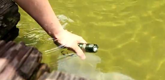 天火手电筒充电,天火强光充电超亮手电筒