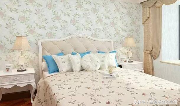 墙壁墙纸的铺贴方法,墙纸装饰用什么胶带粘牢固