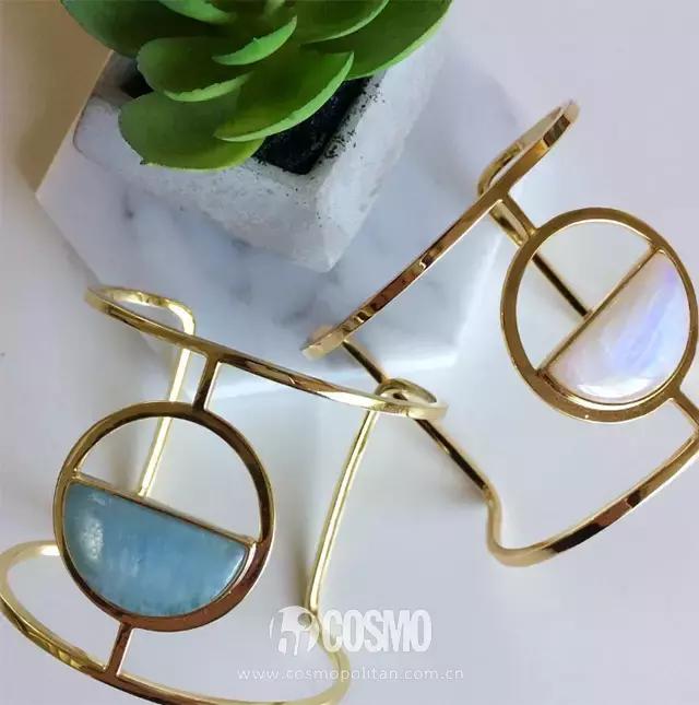 镯子开了预示什么,镯子开了