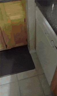 给对象织围脖寓意着分手吗,织围巾送男朋友代表啥