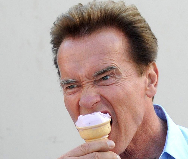 冰淇淋硬的好还是软的好吃,为什么冰淇淋吃起来有松软口感