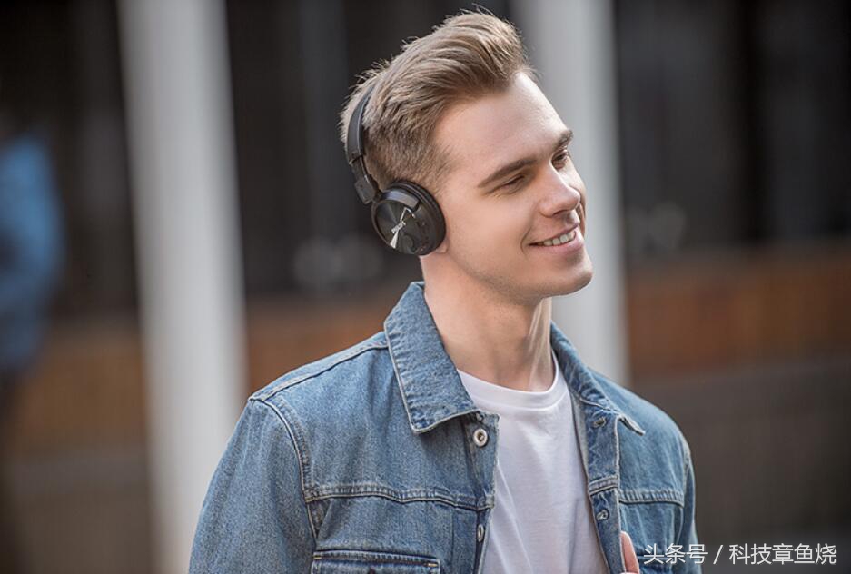 高考最后一个月买耳机,飞利浦耳机和漫步者耳机