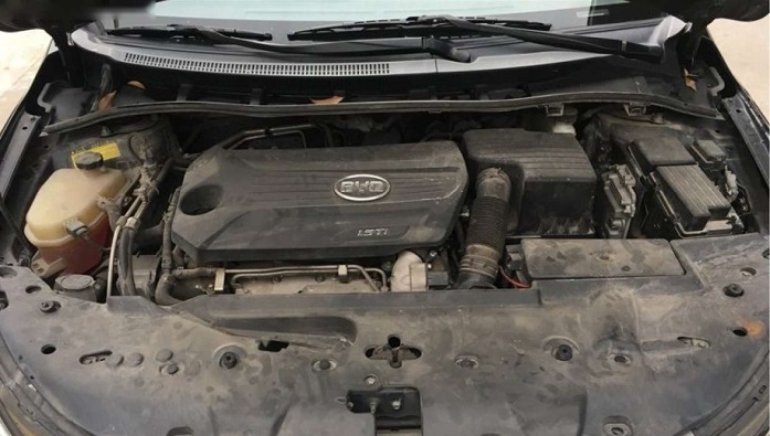 最新款汽车倒车入库,指导价4万的车多少钱可以开回家