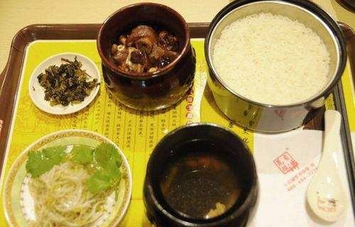 瓦罐中式快餐新模式,瓦罐中式快餐