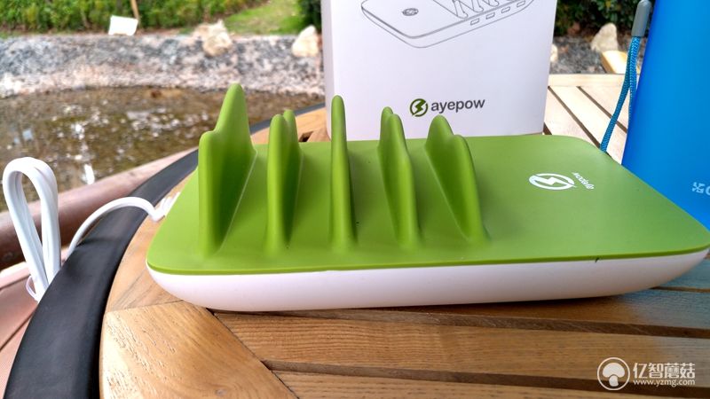 艾泡智能充电器,横看成岭侧成峰跟读